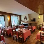 Joan Canejan Hotel *