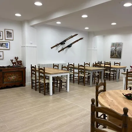 Juan Canejan Hotel Les
