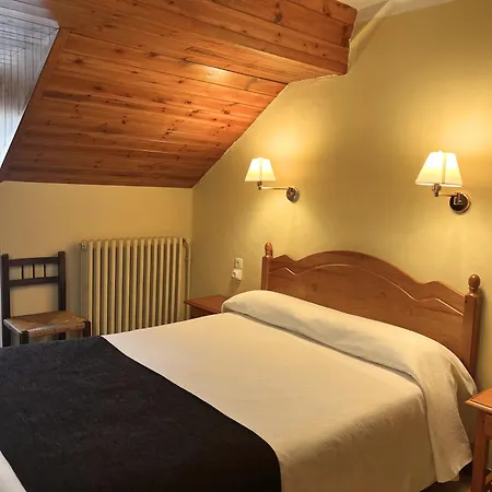 Hotel Juan Canejan *