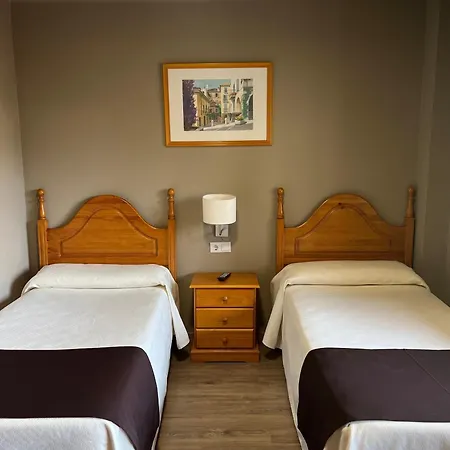 Juan Canejan Hotel *