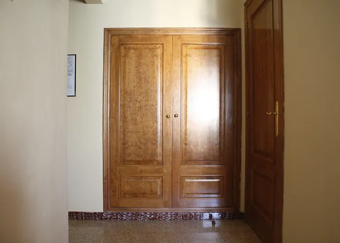 Hotel Joan Canejan